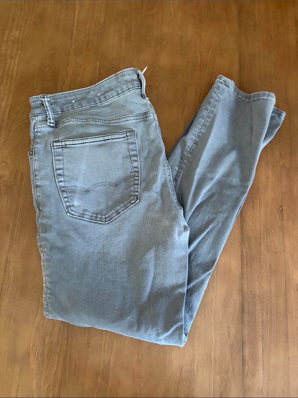 American Eagle Outfitters Men’s Skinny Jeans in a Grey-Blue Wash 34x30